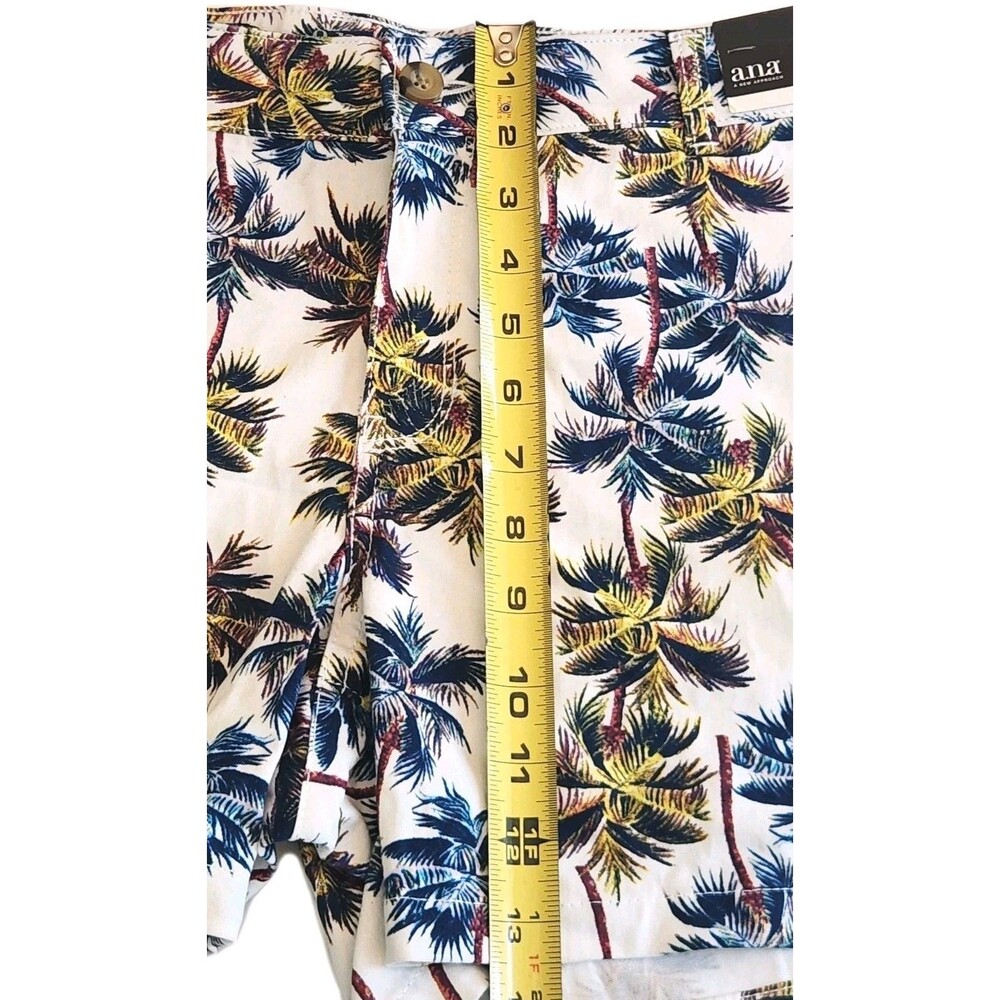 ANA Womens Size 12 Shorts Palm Leaf Print Green Chino Bermuda 5" Inseam NWT - Picture 6 of 9